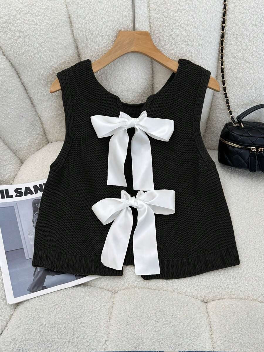 Black Sleeveless Crop Top with White Bows