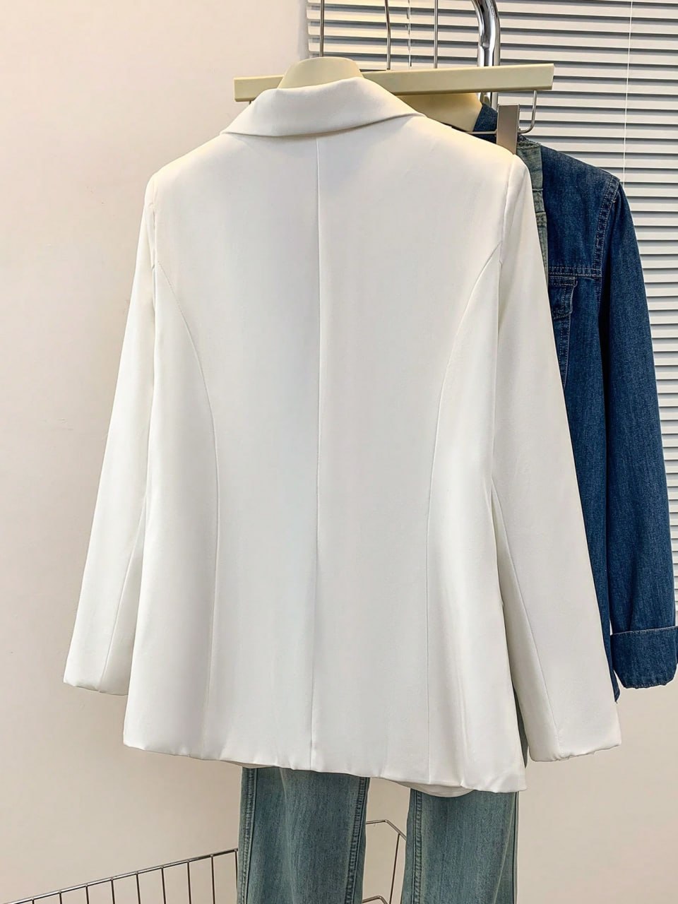 Classic White Full Sleeve Blazer